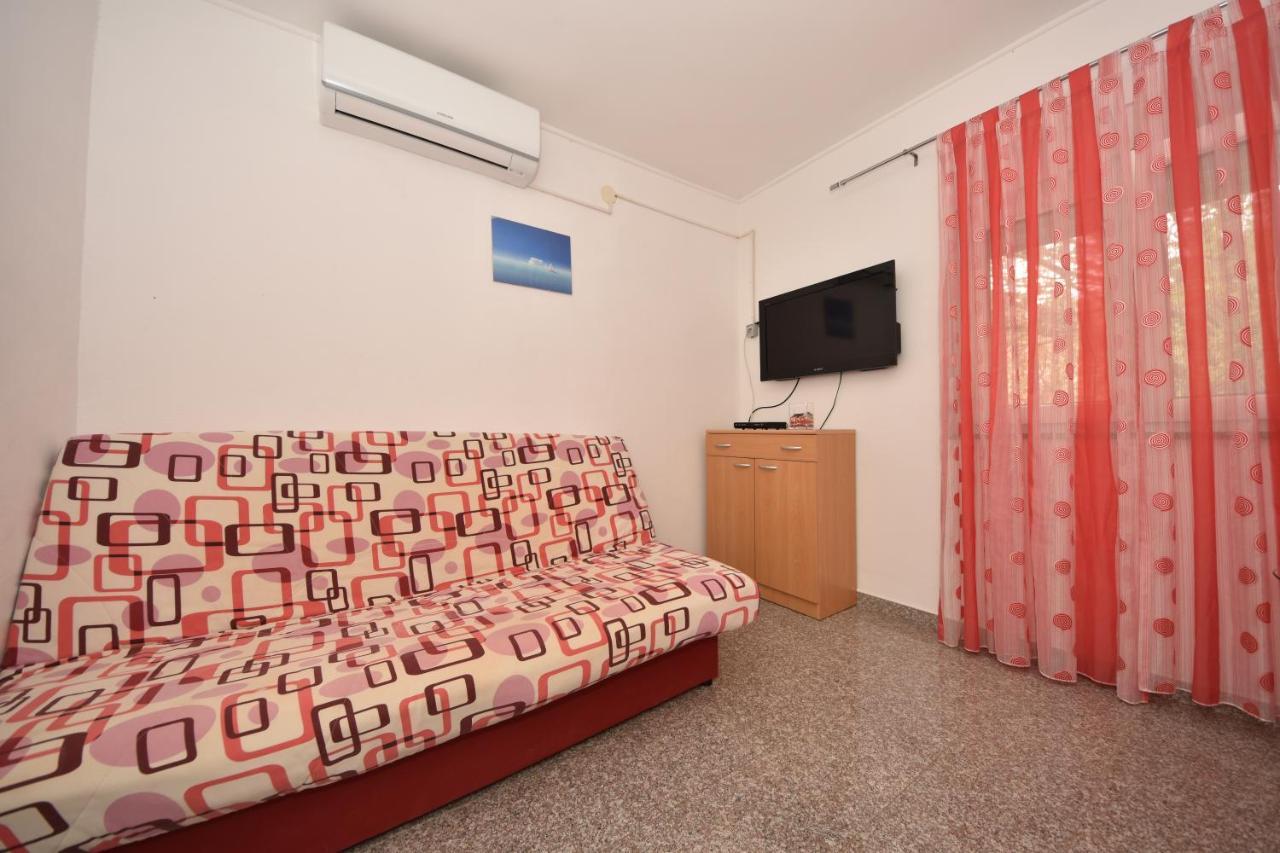 Apartment Jelena Ribarica Esterno foto